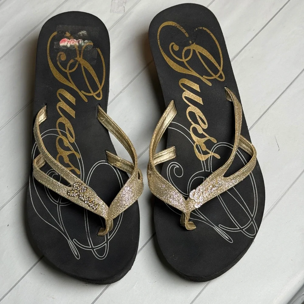 GUESS Y2K Wedges Platform Flip Flops Rhinestone Logo Preppy Glam Sandals 8.5/9